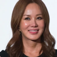 Uhm Jung-Hwa