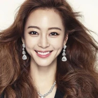 Han Ye Seul