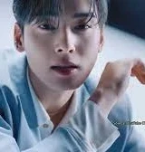 تشا أون وو يتألق في باريس، ,وضعيات آسرة تسرق الأضواء