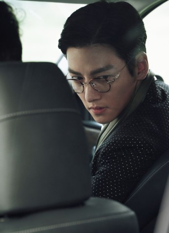 فيلم Revolver / مسدس 2024